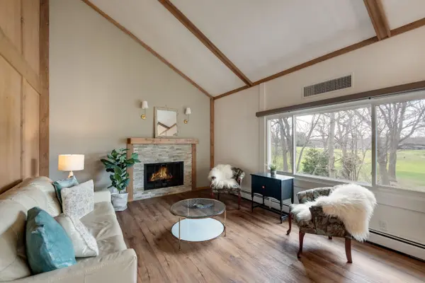 2401 Florimond DR, Long Beach, IN 46360
