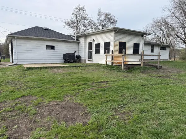 1034 Woodlawn AVE, Michigan City, IN 46360