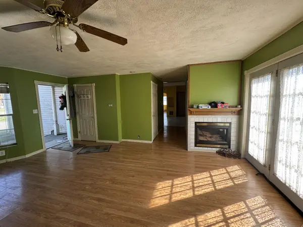 202 W Walnut Street, Akron, IN 46910