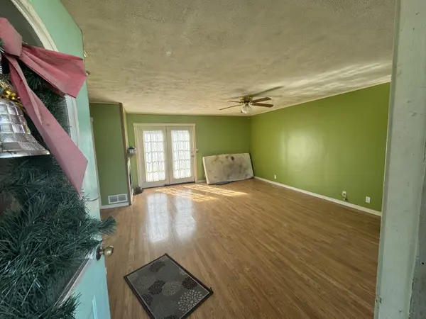 202 W Walnut Street, Akron, IN 46910