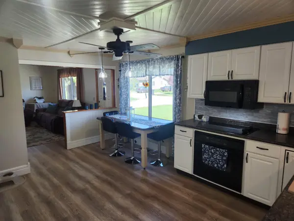 102 N Scott ST, Rensselaer, IN 47978