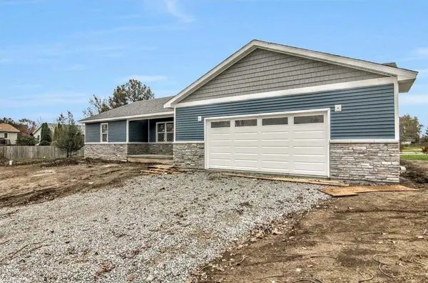6571 W 158th PL, Lowell, IN 46356