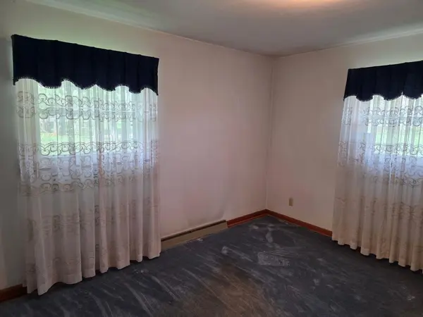 824 High ST, Hobart, IN 46342