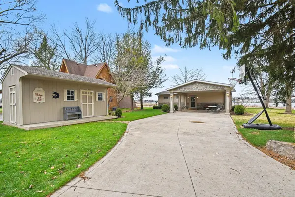 5940 E George Street, Syracuse, IN 46567
