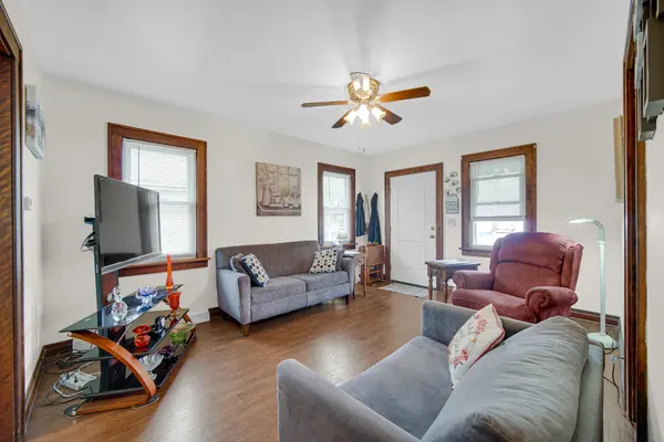 518 Grove ST, La Porte, IN 46350
