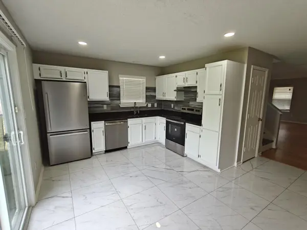 3245 Blue Ash Lane, Indianapolis, IN 46239