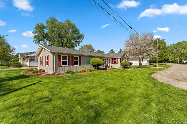 1047 State ST, Hobart, IN 46342