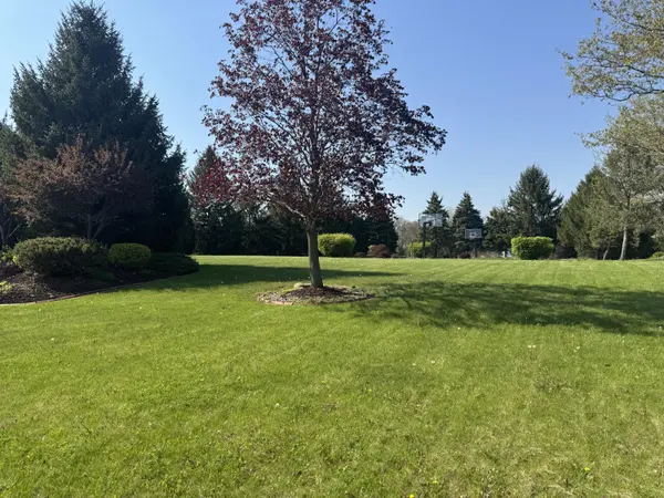 5810 E 106th CT, Crown Point, IN 46307
