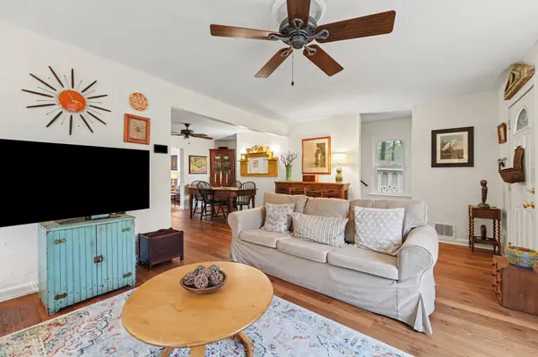 107 W Stillwater AVE, Beverly Shores, IN 46301