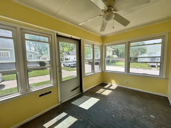 309 N Center Street, Flora, IN 46929