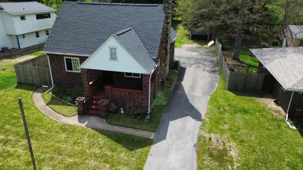 424 Yanke RD, Trail Creek, IN 46360