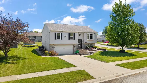 13455 Robin DR, Cedar Lake, IN 46303