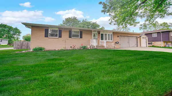 2546 Willowdale RD, Portage, IN 46368
