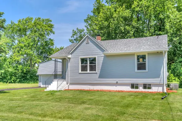 2851 44th Street, Highland, IN 46322