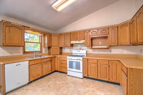 5125 Danube AVE, Portage, IN 46368