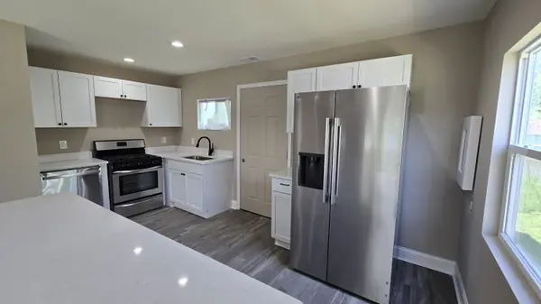 1150 Gibson Place, Gary, IN 46403