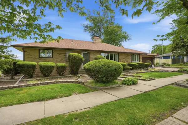 8505 5th ST, Highland, IN 46322
