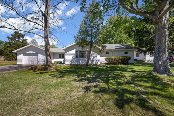 7145 Pippin DR, Michigan City, IN 46360