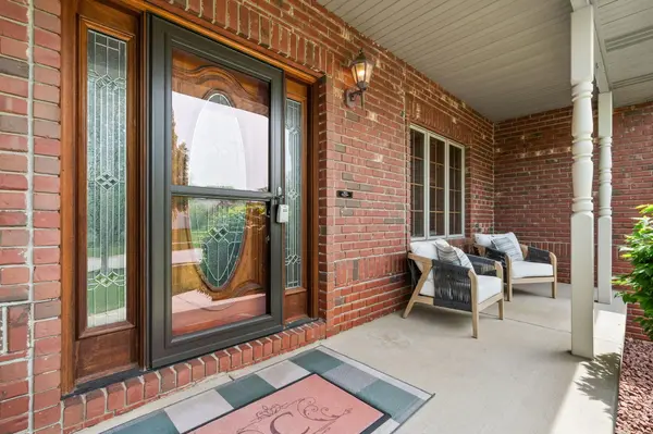 3253 Rosedale CT, Valparaiso, IN 46385