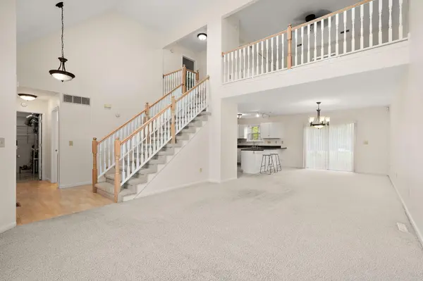 187 Fieldstone DR, Chesterton, IN 46304