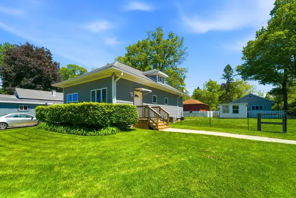 123 Closser AVE, La Porte, IN 46350