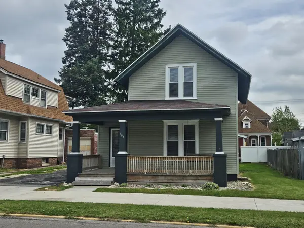 907 Tyler ST, La Porte, IN 46350