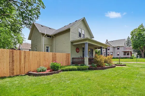 215 G ST, La Porte, IN 46350