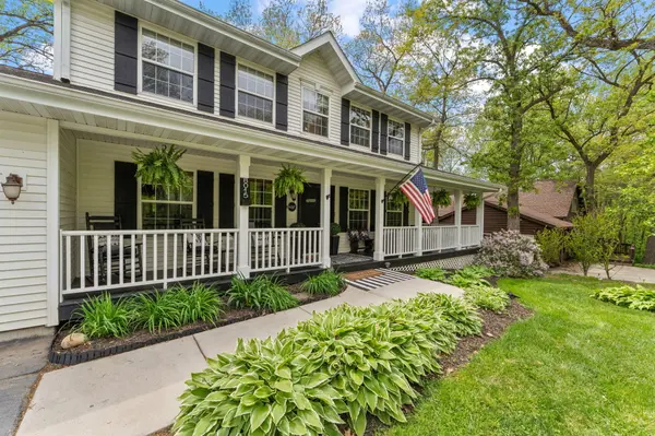 8015 W 147th AVE, Cedar Lake, IN 46303