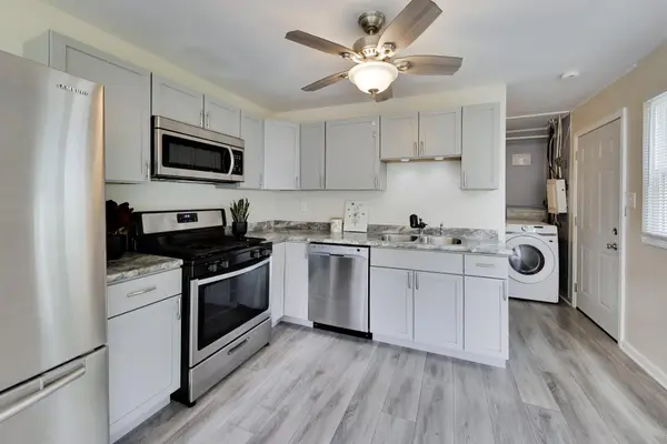 23 W 71st PL, Merrillville, IN 46410