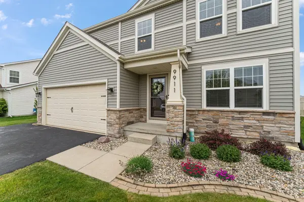 9911 Flagstaff ST, Cedar Lake, IN 46303