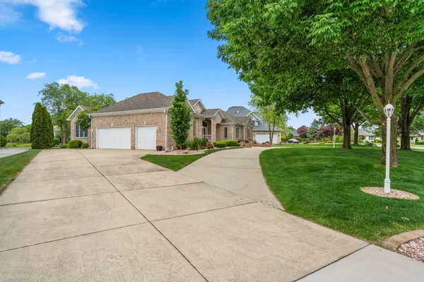 638 Killarney Drive, Dyer, IN 46311