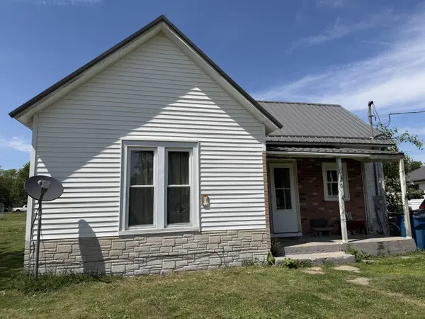 230 W Mill Street,  Goodland,  IN 47948