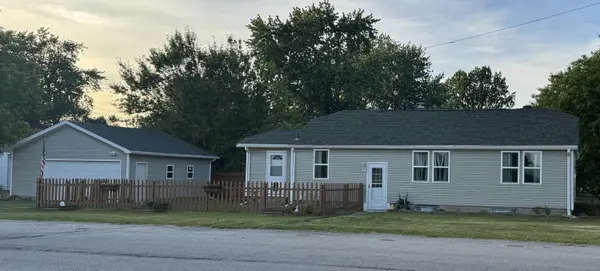 220 S 7th ST, Chesterton, IN 46304
