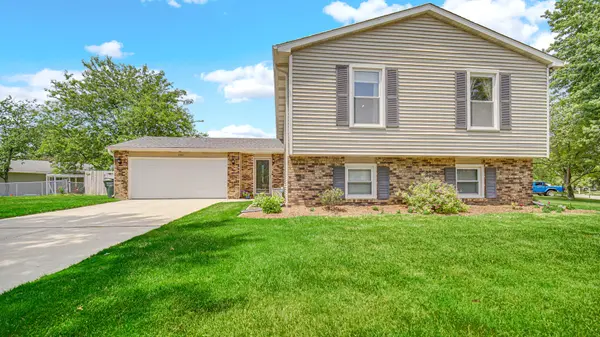 2301 Eisenhower AVE, Valparaiso, IN 46383