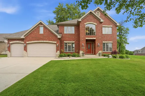 203 Coneflower Drive,  Dyer,  IN 46311