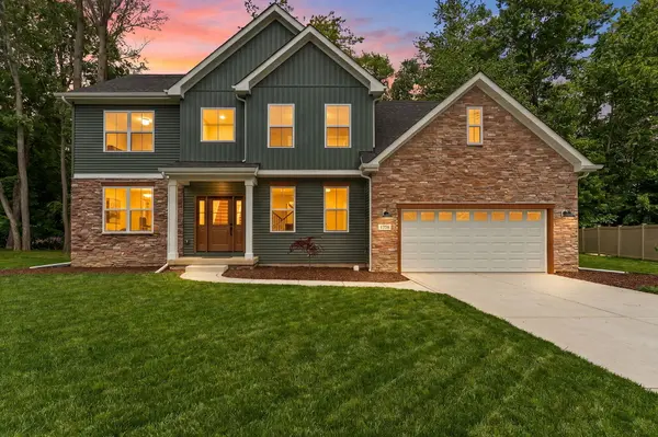 1758 Summerlin DR, Chesterton, IN 46304