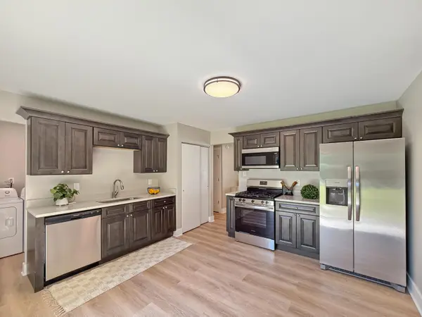 511 S 22nd ST, Chesterton, IN 46304