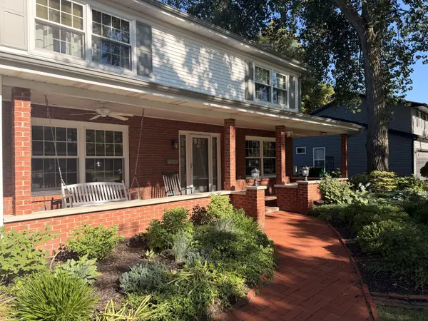 9216 White Oak Avenue,  Munster,  IN 46321