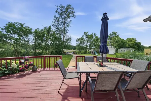 518 Golden Rain CT, Demotte, IN 46310