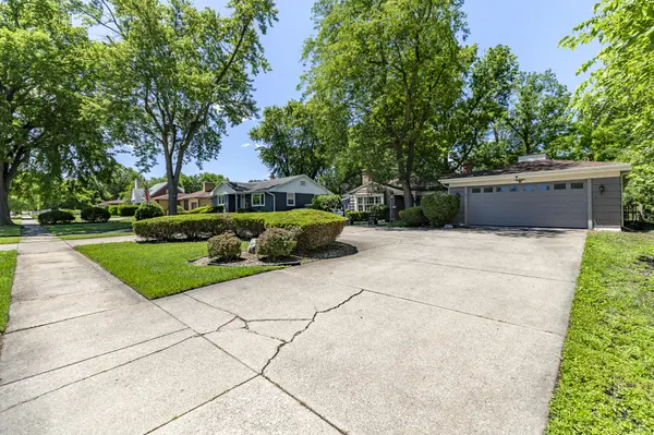 8016 Hohman AVE, Munster, IN 46321
