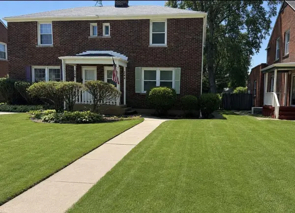 244 Beacon Place, Munster, IN 46321
