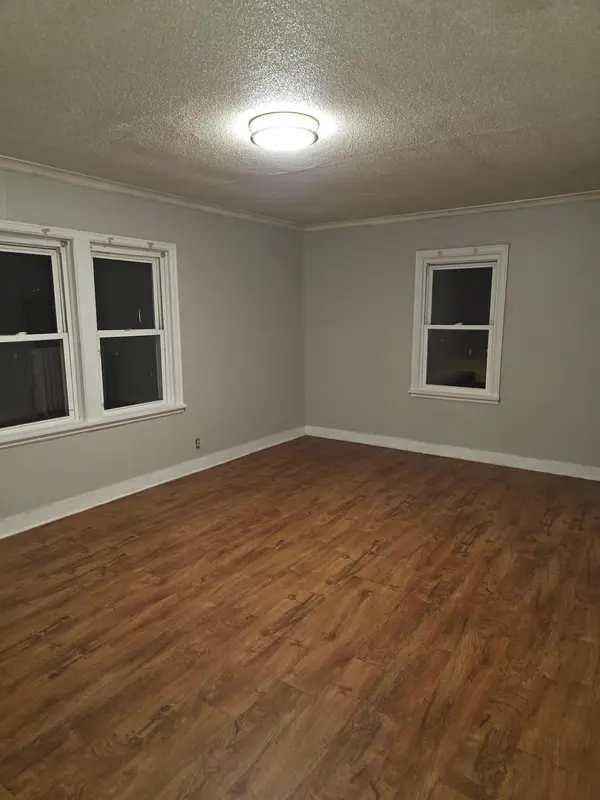 935 Case AVE, Saint Paul, MN 55106