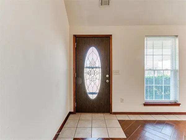 1100 SW 23rd ST, Moore, OK 73170