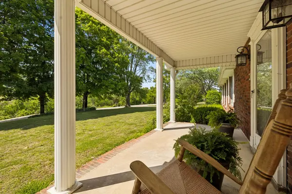 12 Charles Apple Ln, Brush Creek, TN 38547