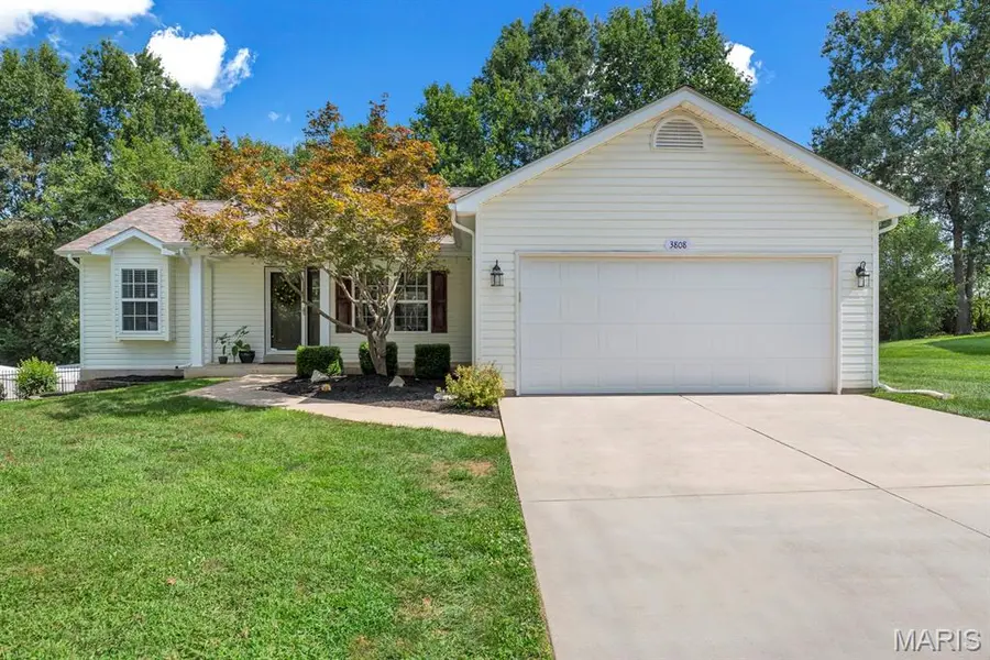 3808 Bedford Pointe DR, Wentzville, MO 63385