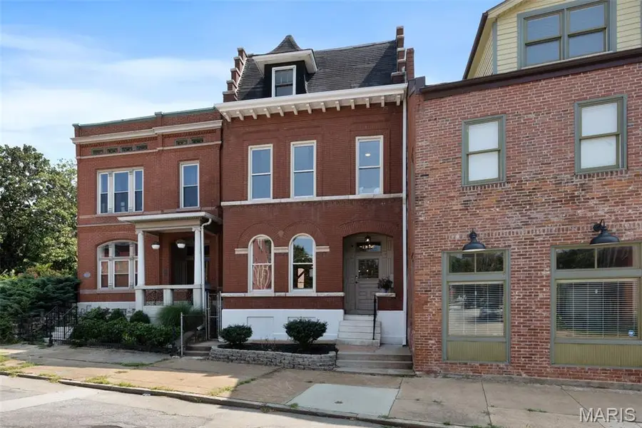 1936 Arsenal ST, St Louis, MO 63118