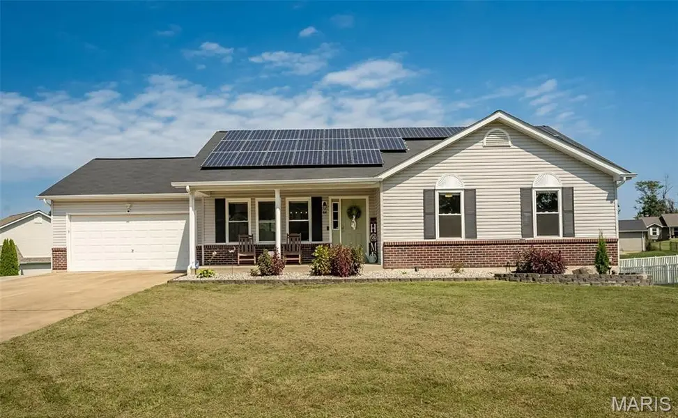 64 Robin Hood DR, Troy, MO 63379