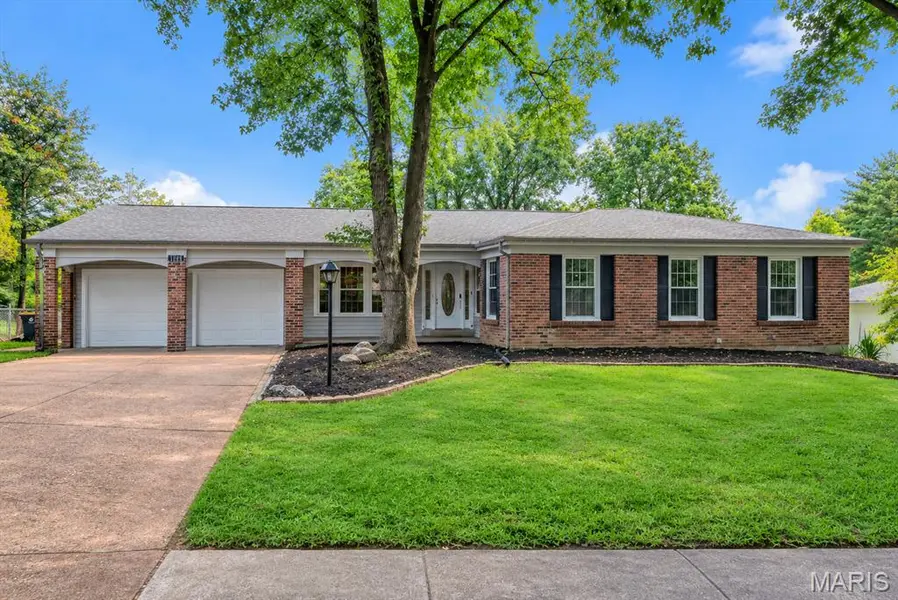 1944 Pepperrell DR, Unincorporated, MO 63146