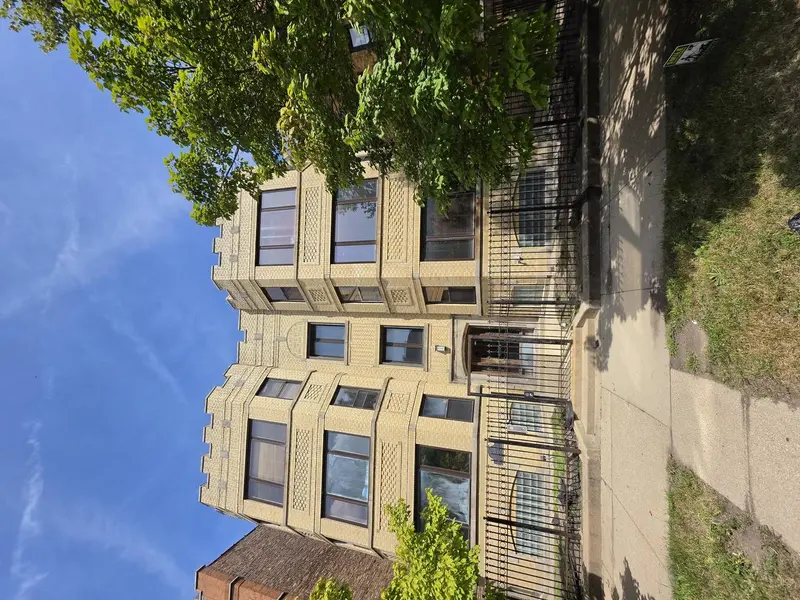 1748 E 73RD PL #2E, Chicago, IL 60649