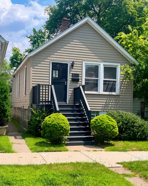 8041 S Woodlawn AVE, Chicago, IL 60619